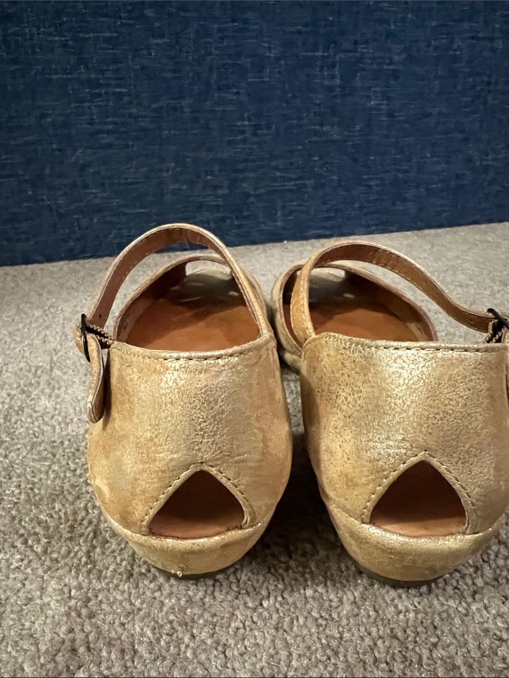 Gentle Souls Kenneth Cole Lily Moon ankle strap leather sandals retail $179 - Picture 6 of 12